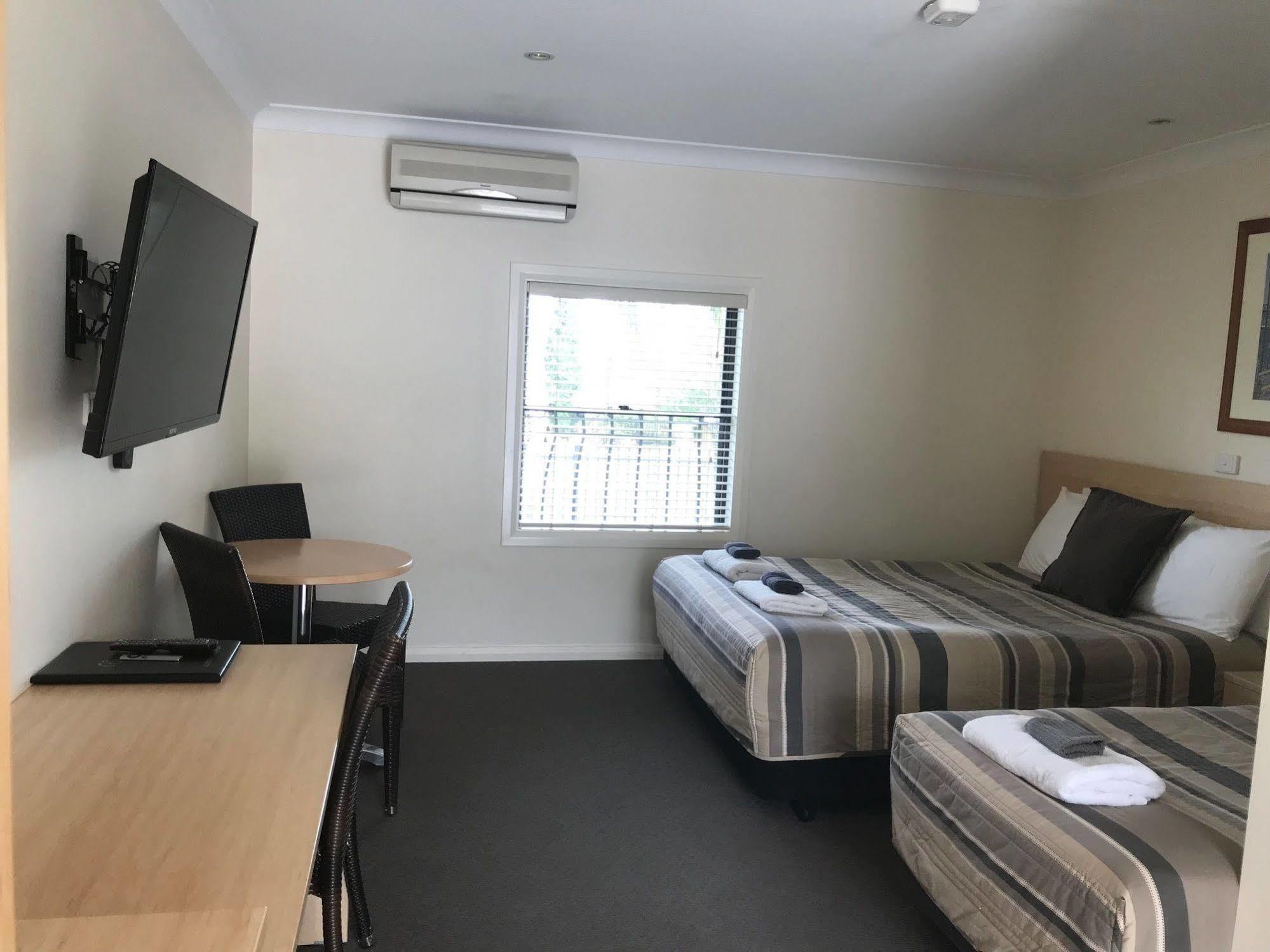 Motel Grande Tamworth Buitenkant foto
