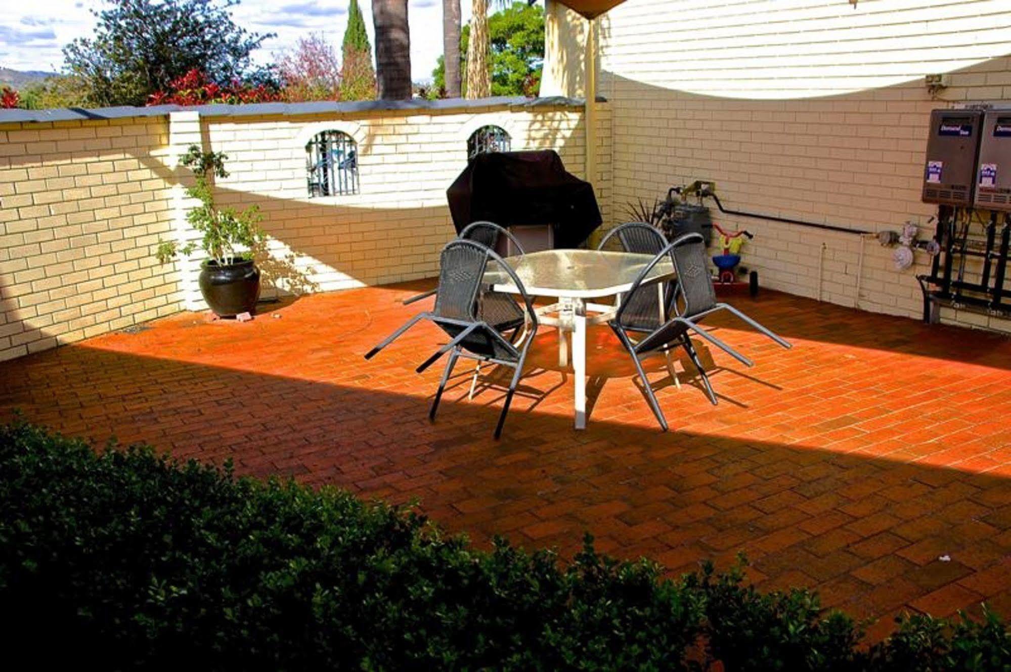 Motel Grande Tamworth Buitenkant foto