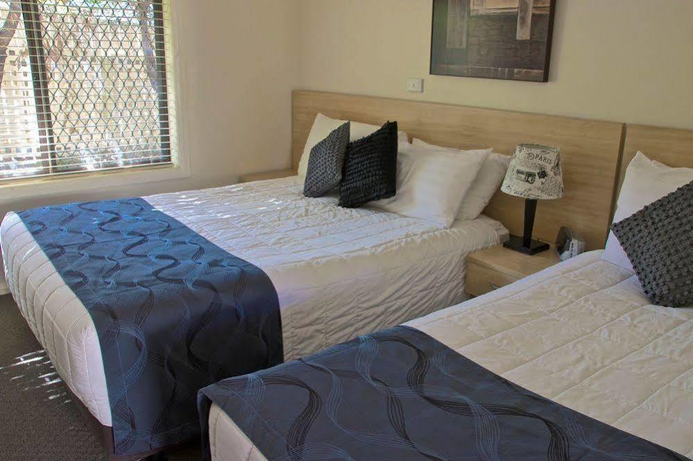 Motel Grande Tamworth Buitenkant foto